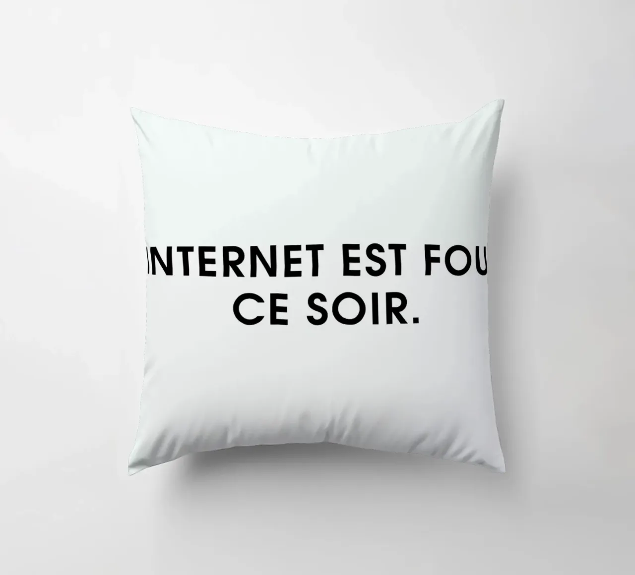 Internet est fou ce soir - White cuscino da Intertitres