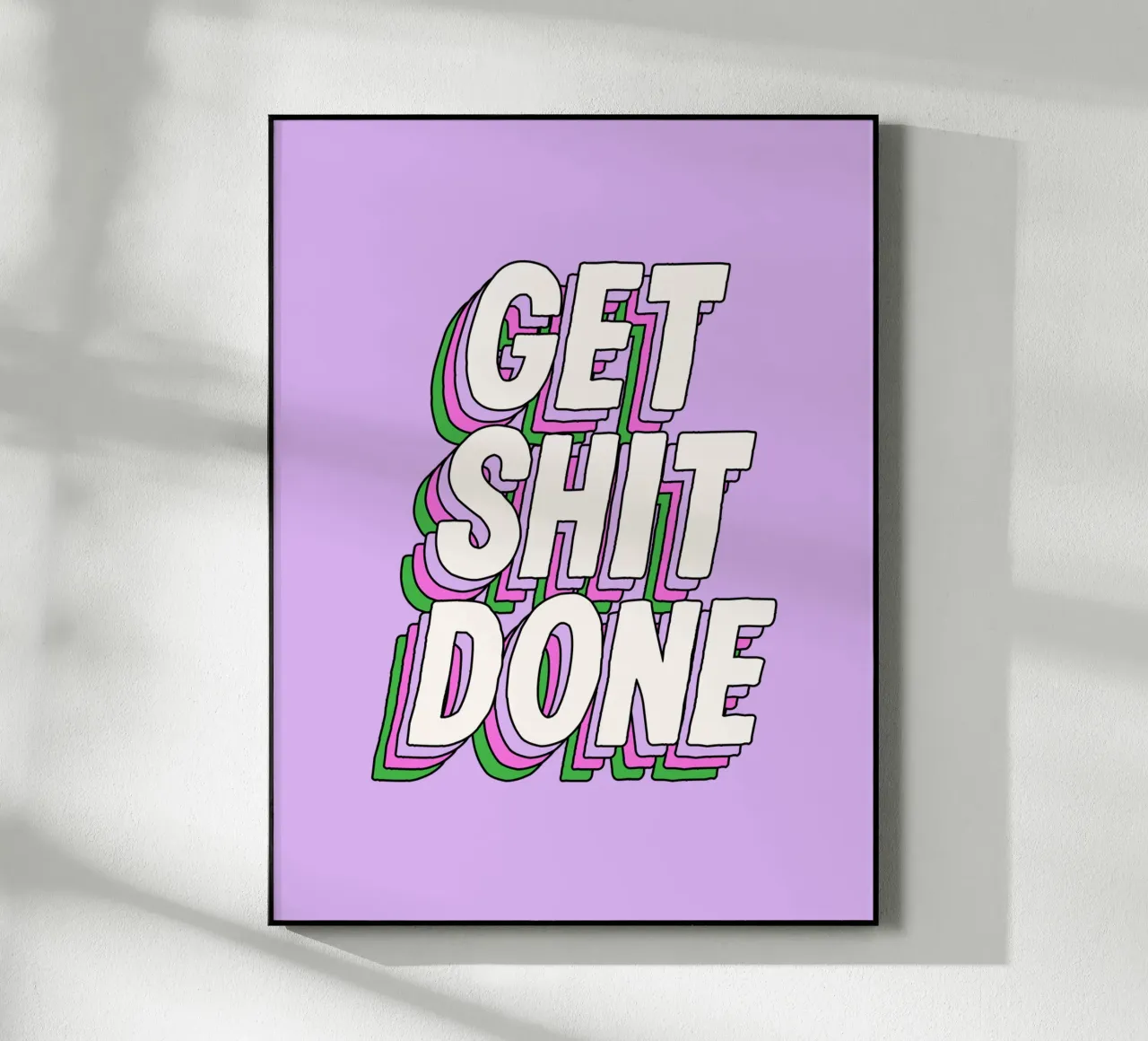 Design tipografico Get Shit Done in viola lilla plexiglass da THE MOTIVATED TYPE