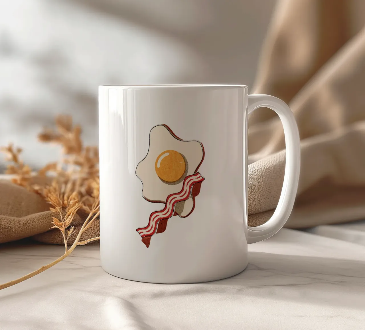 FAST FOOD - Egg and Bacon Keramik Tasse von DANIEL COULMANN