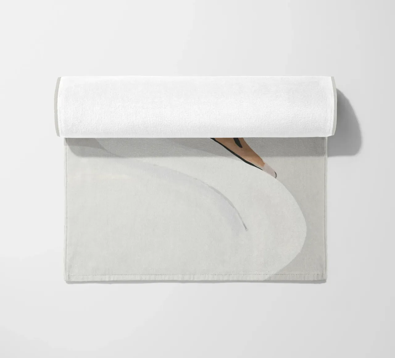 Cigno bianco telo mare da ThingDesign