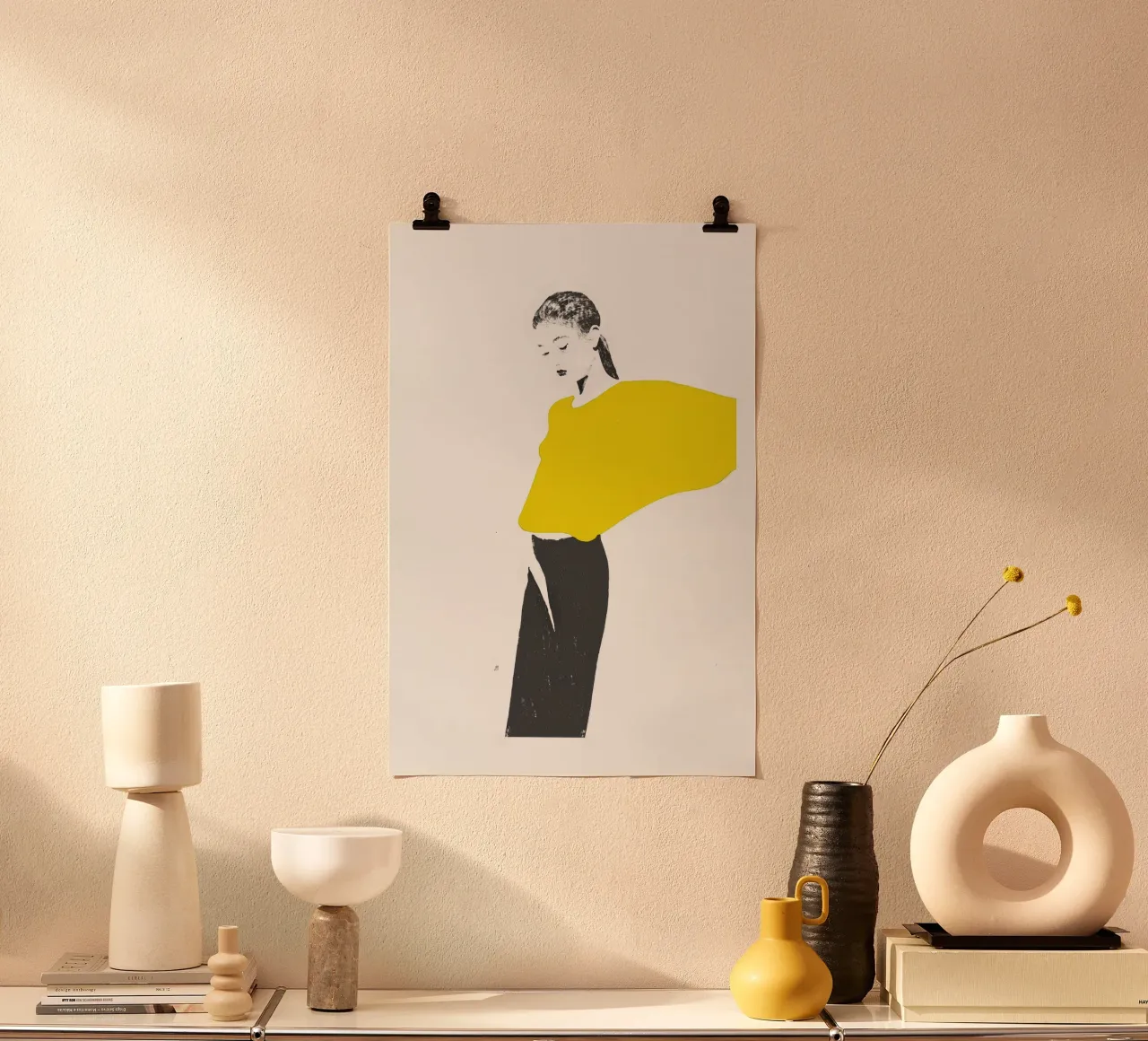 Untitled (Yellow Pullover) poster con telaio in alluminio da Manuel Rebollo