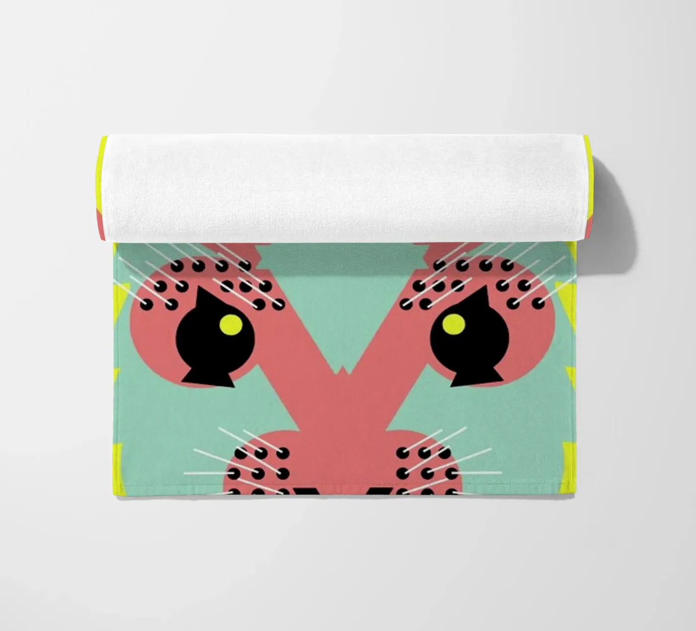 Rabbit Magic strandhanddoek van Gareth Pollock Design