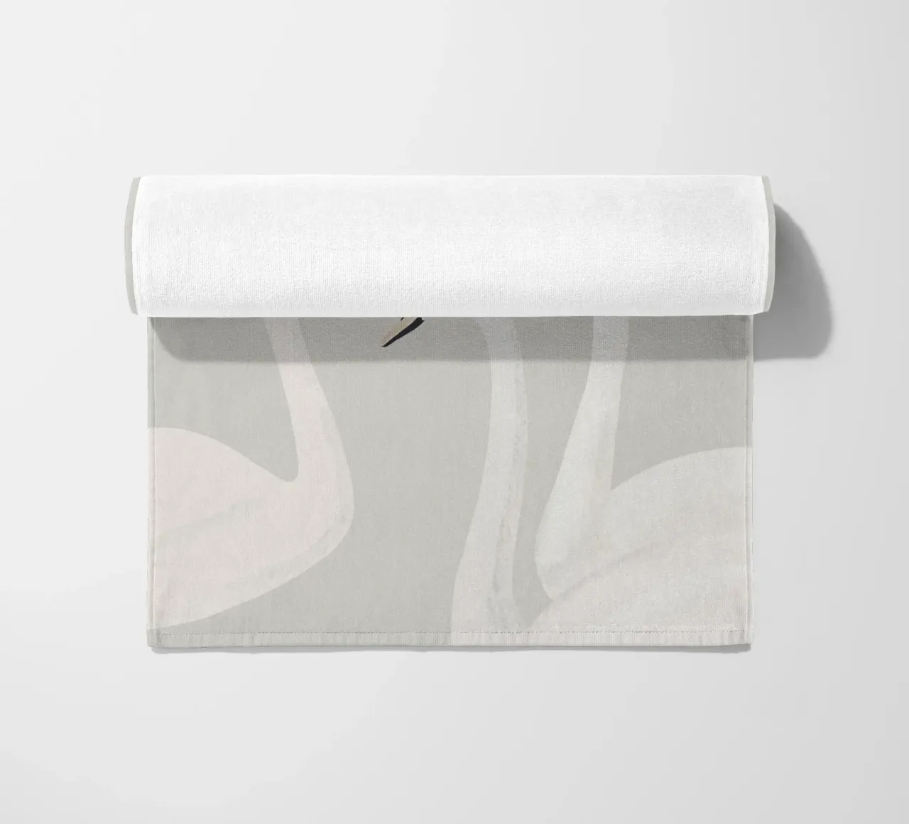 Cigni bianchi telo mare da ThingDesign