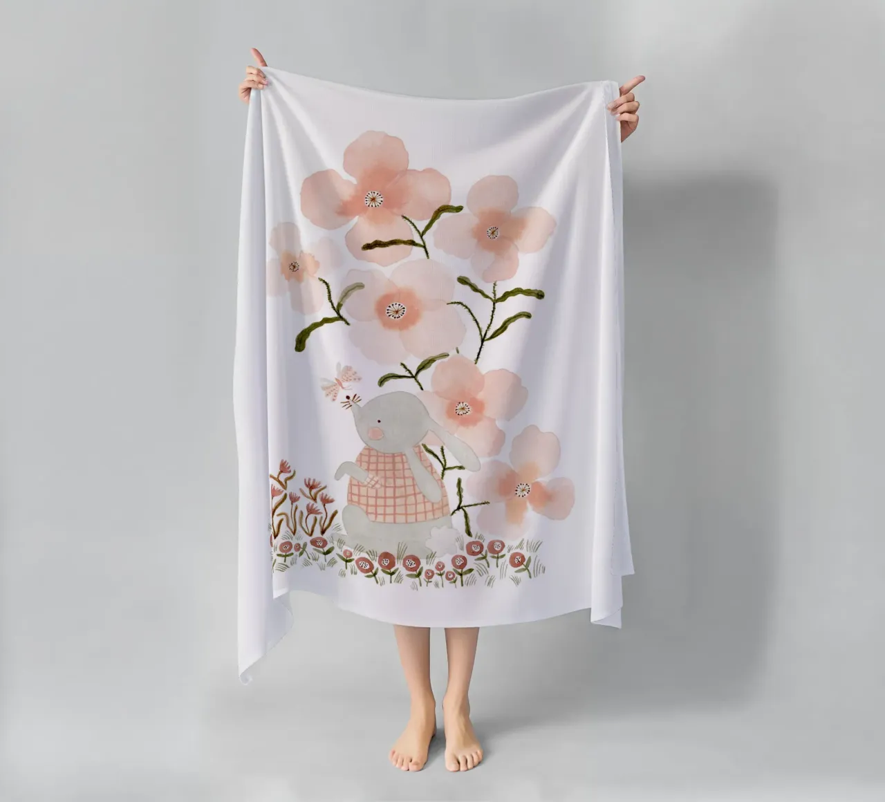 Claudia Voglhuber - Hase mit Mohnblumen telo mare da The Artcircle
