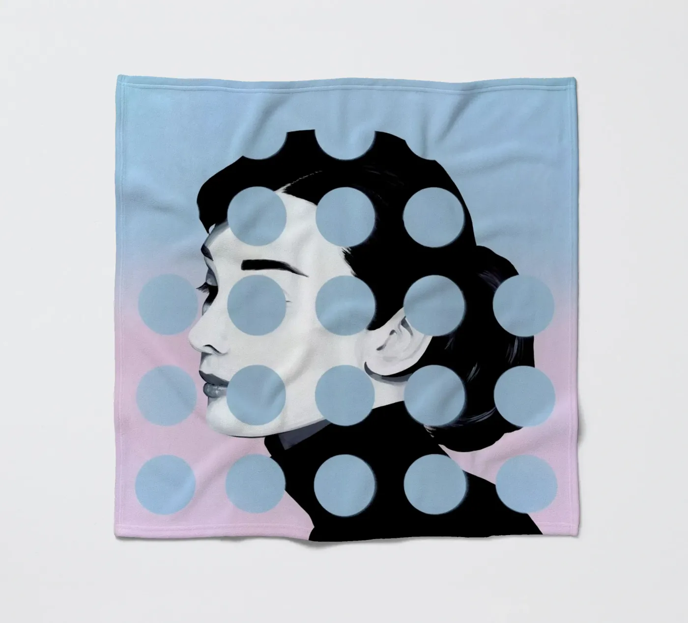 Audrey Dots Fleecedecke von Famous When Dead