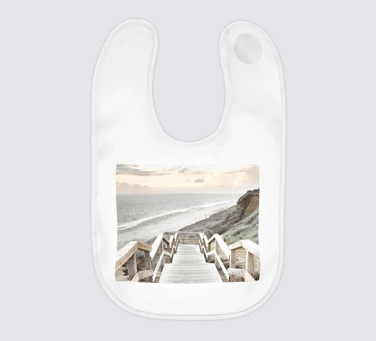 Vue sur la côte "Chemin en bois" - Design de plage apaisant bavoir de Whole©