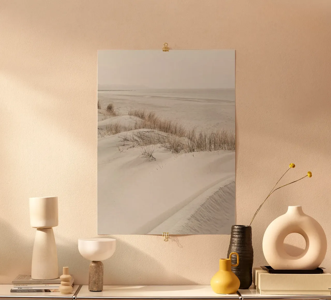 Sanfte Dünen am Strand – Beruhigende Küstenlandschaft Poster von Whole©