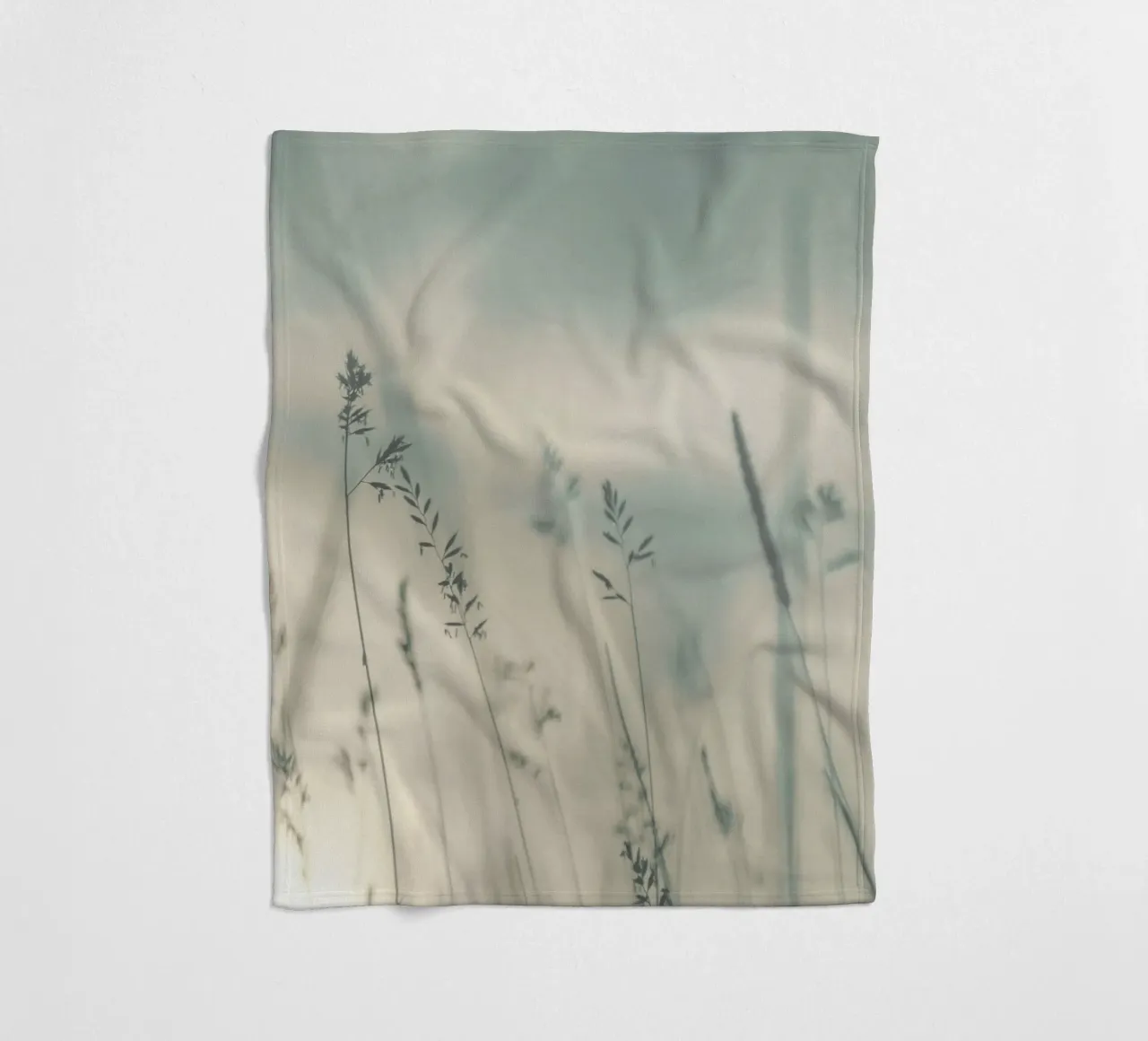Grasses in the wind - Delicate natural atmosphere fleece blanket by Whole©