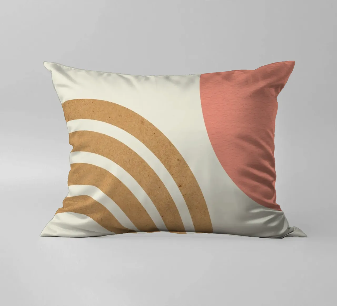 Arcobaleno rosa e oro di metà secolo cuscino da MoonlightPrint