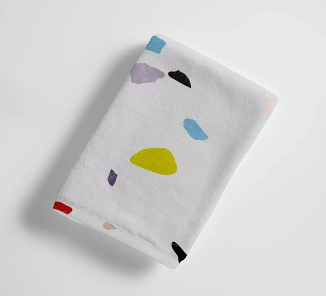 Painted terrazzo 1 towel by STUDIO LEEMO