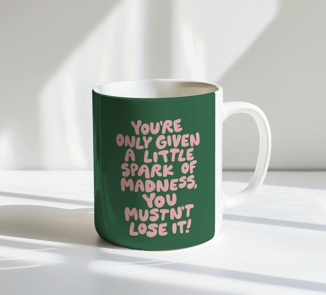 Ti è stata data solo una piccola scintilla di follia che non devi perdere tazza in ceramica da THE MOTIVATED TYPE