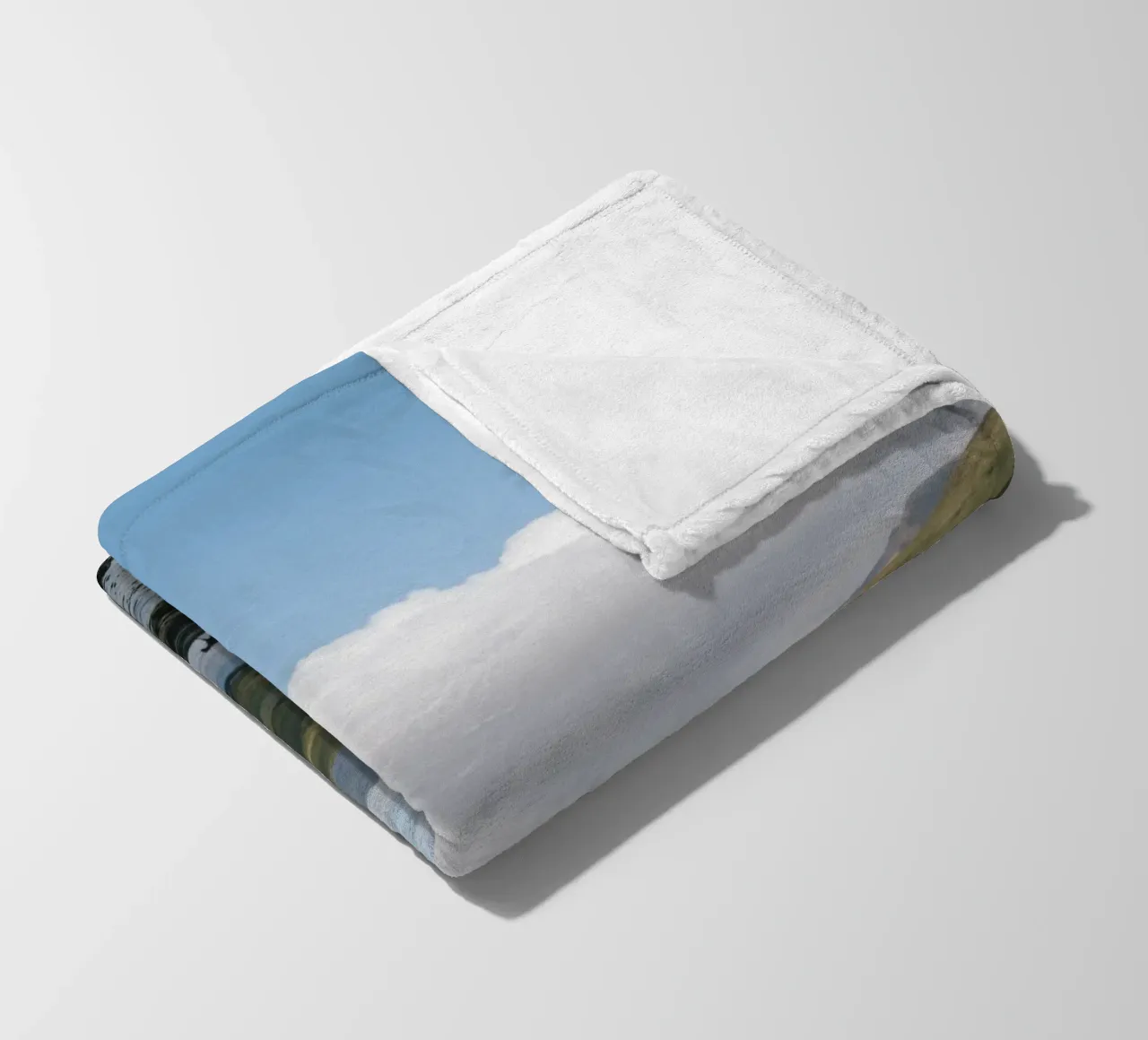 Irish Mountains with a riding horse coperta in pile da The Wild Creative Studio