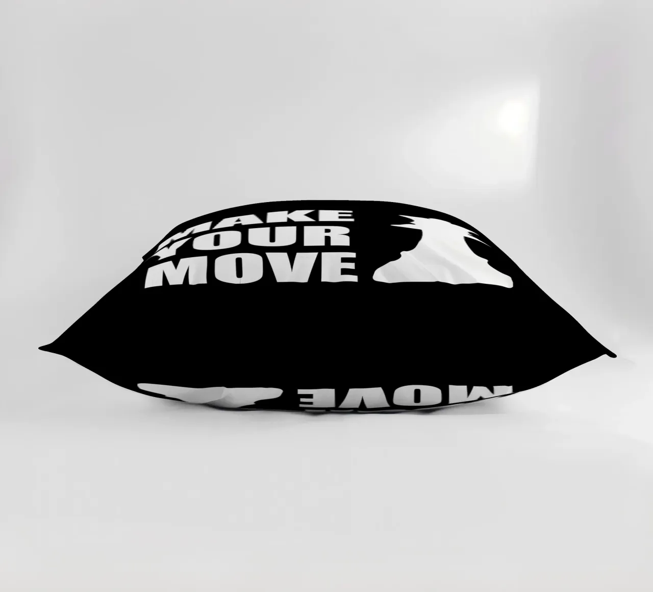 Make your chess move cuscino da happieeagle