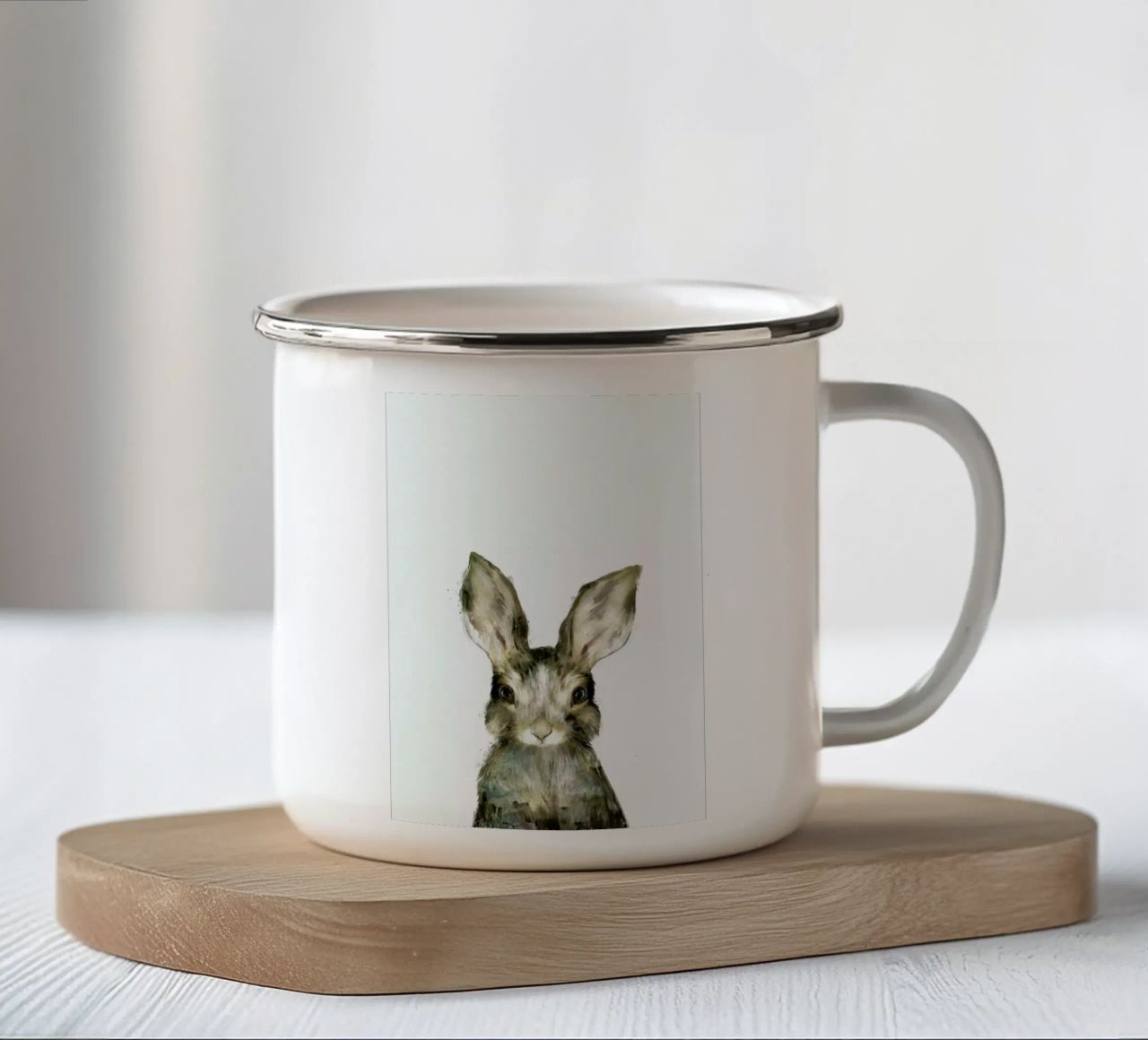 Little Rabbit tazza in smalto da Amy Hamilton