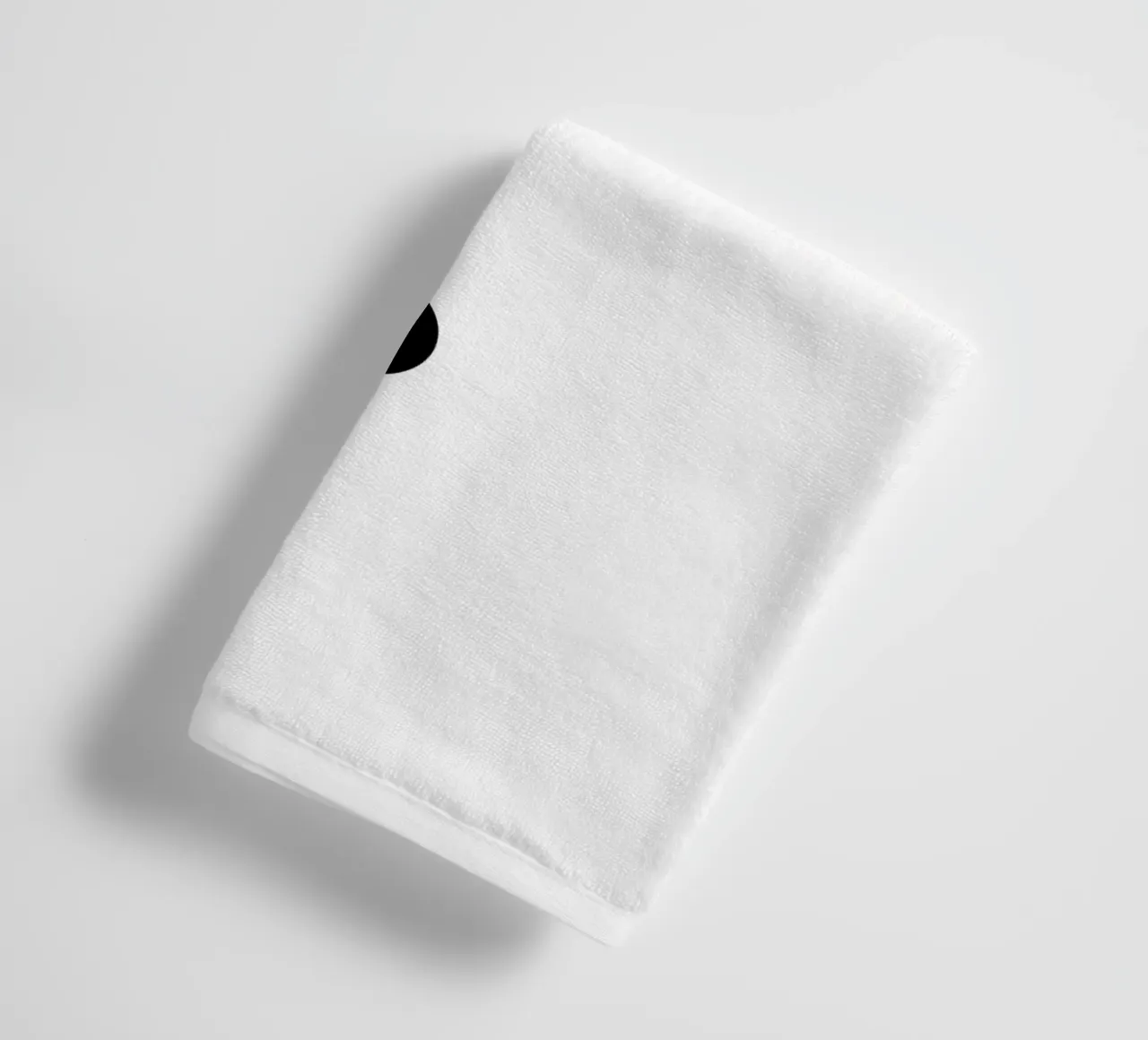 Bianco e nero 01 asciugamano da bagno da KHouse Studio