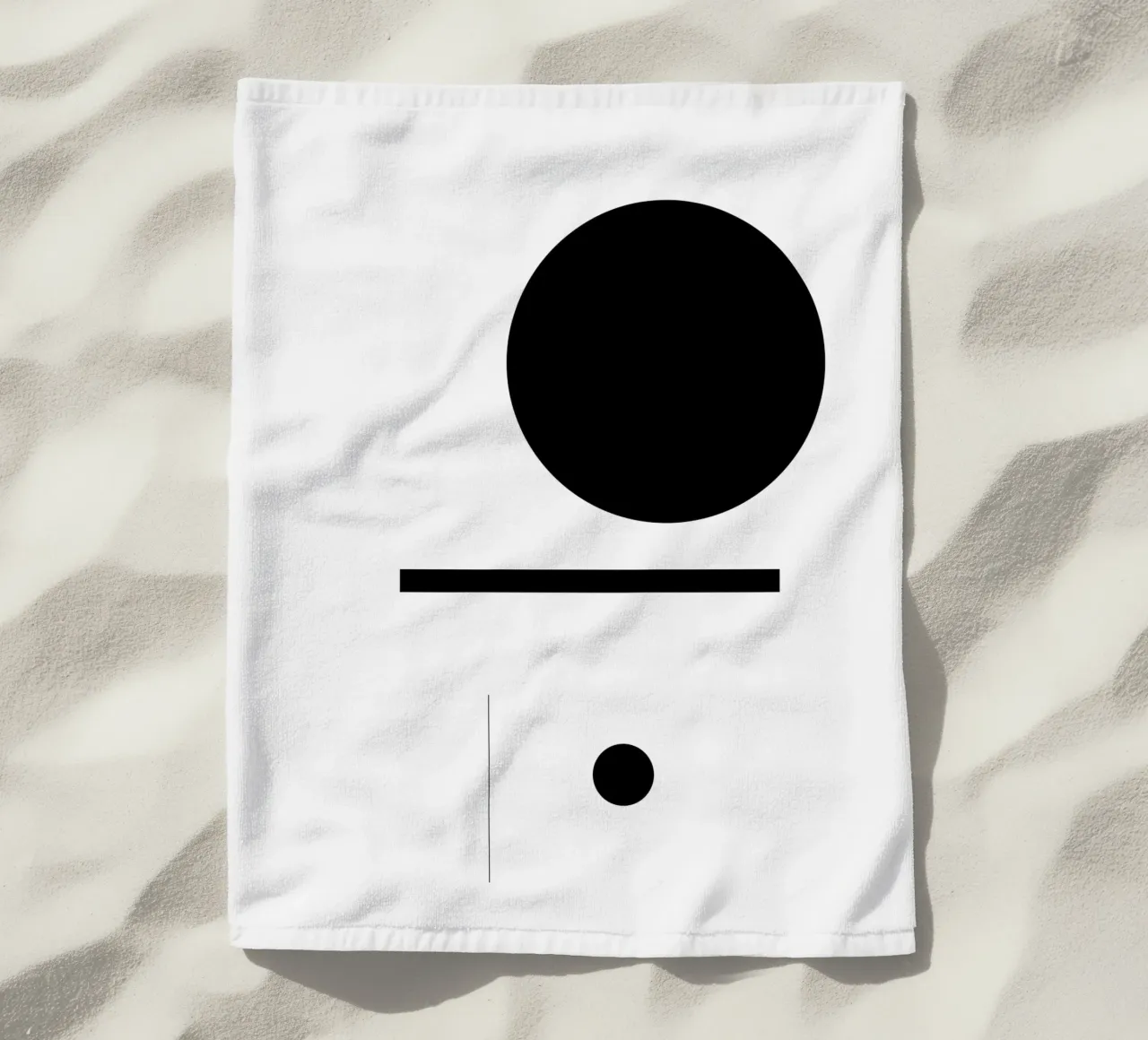 Bianco e nero 01 telo mare da KHouse Studio