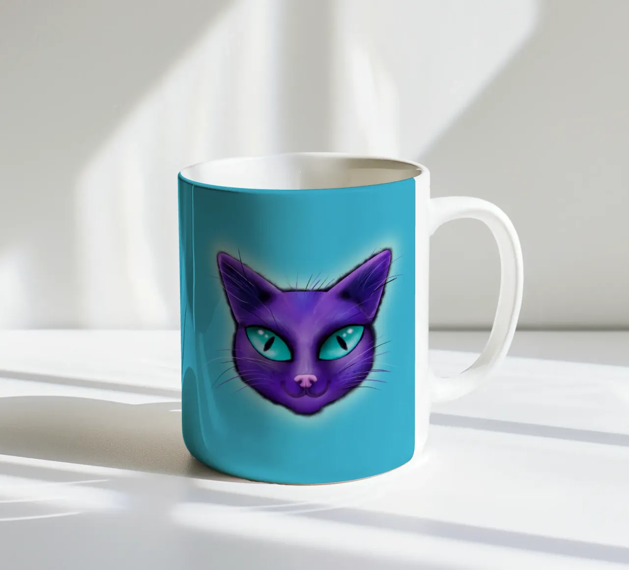 Ritratto di gatto viola tazza in ceramica da BwiseLizzy