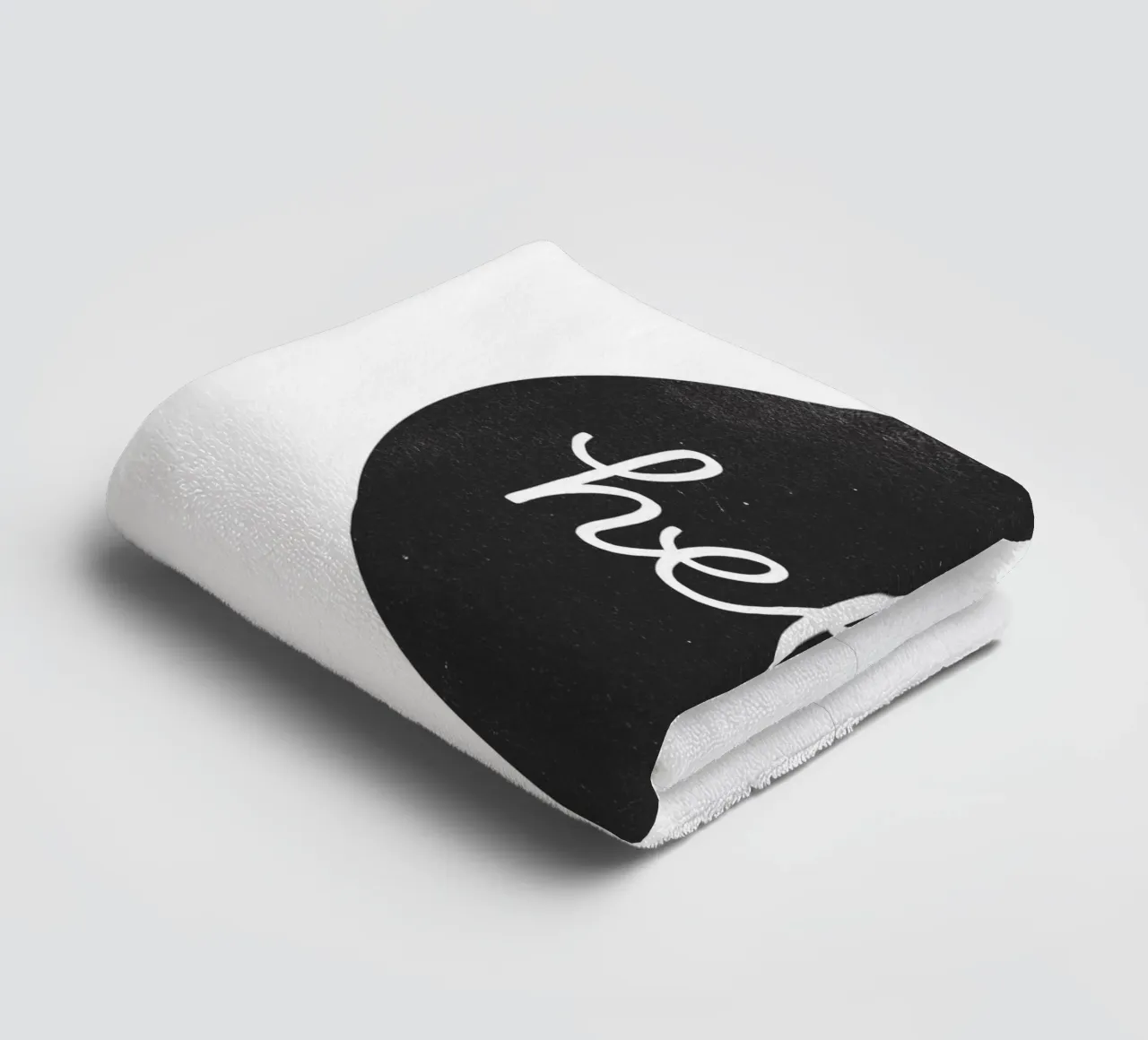 Hello – Minimalistisches Willkommensdesign Handtuch von Whole©