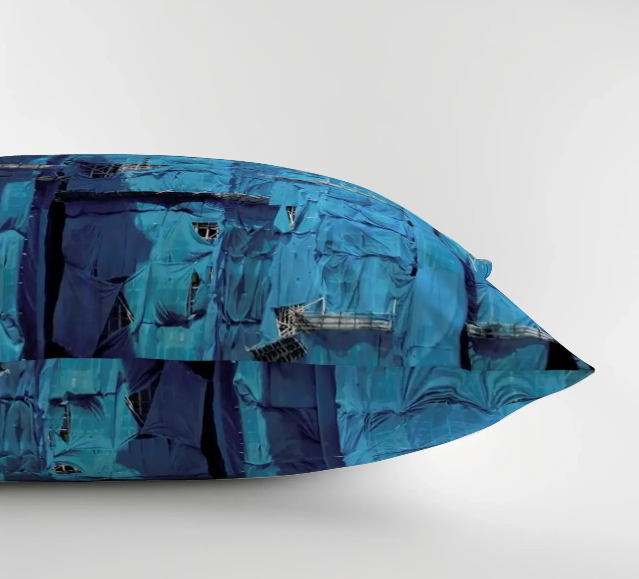 Shroud. Hong Kong cuscino da Simon Butterworth