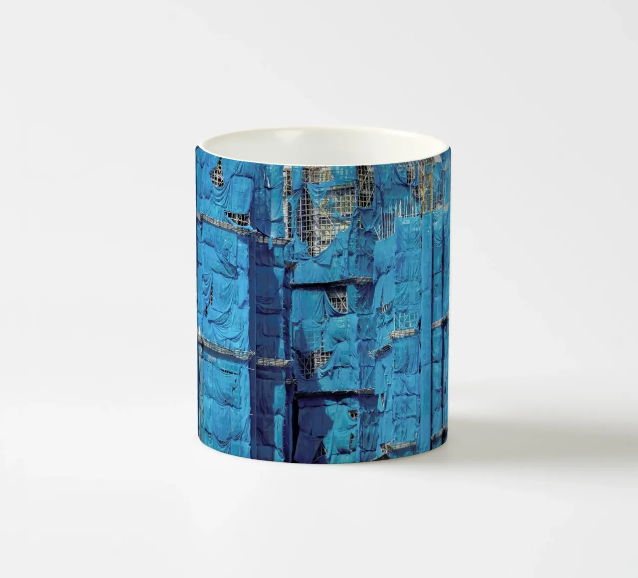 Shroud. Hong Kong tazza in ceramica da Simon Butterworth