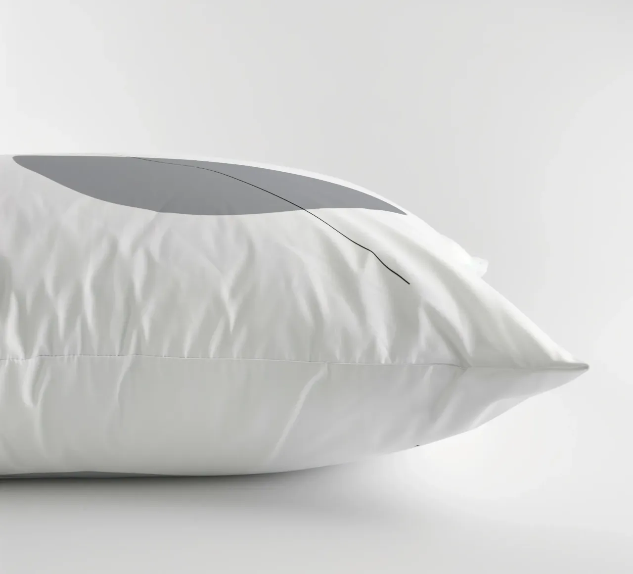 Bianco e nero 02 cuscino da KHouse Studio