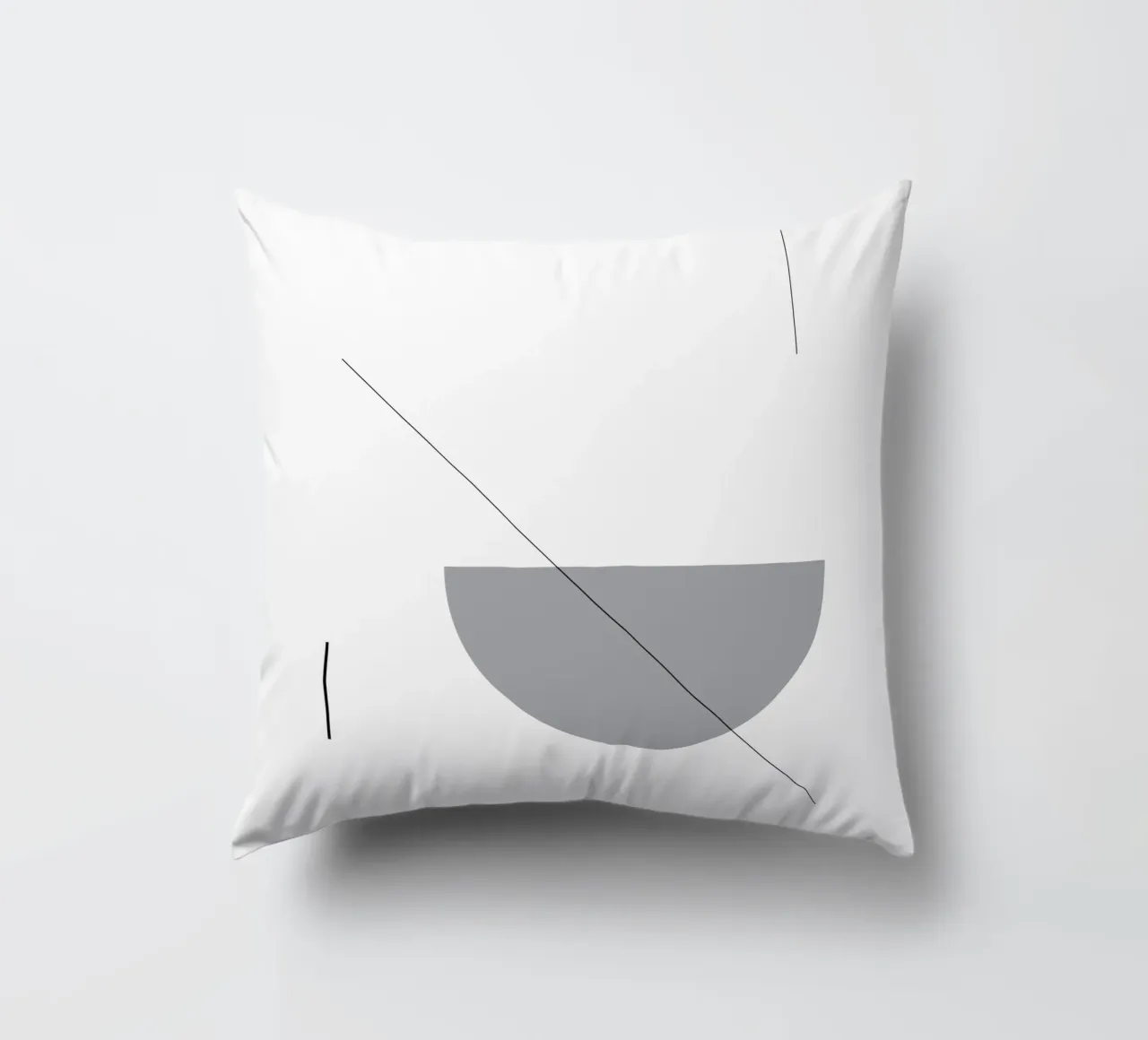 Bianco e nero 02 cuscino da KHouse Studio