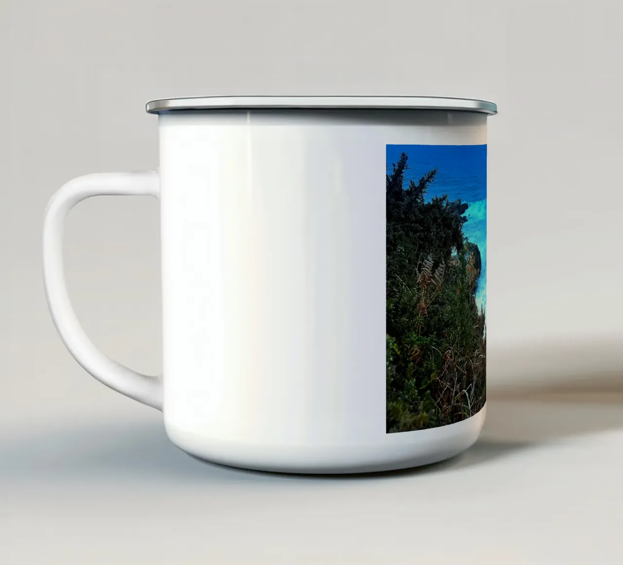 FAA97 tazza in smalto da Thierry vobmann photography