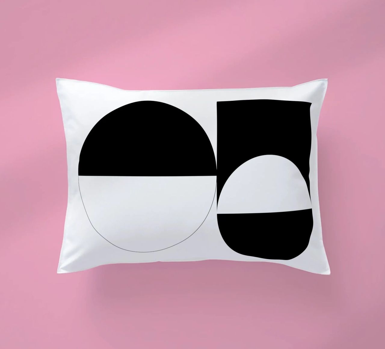 Bianco e nero 03 cuscino da KHouse Studio