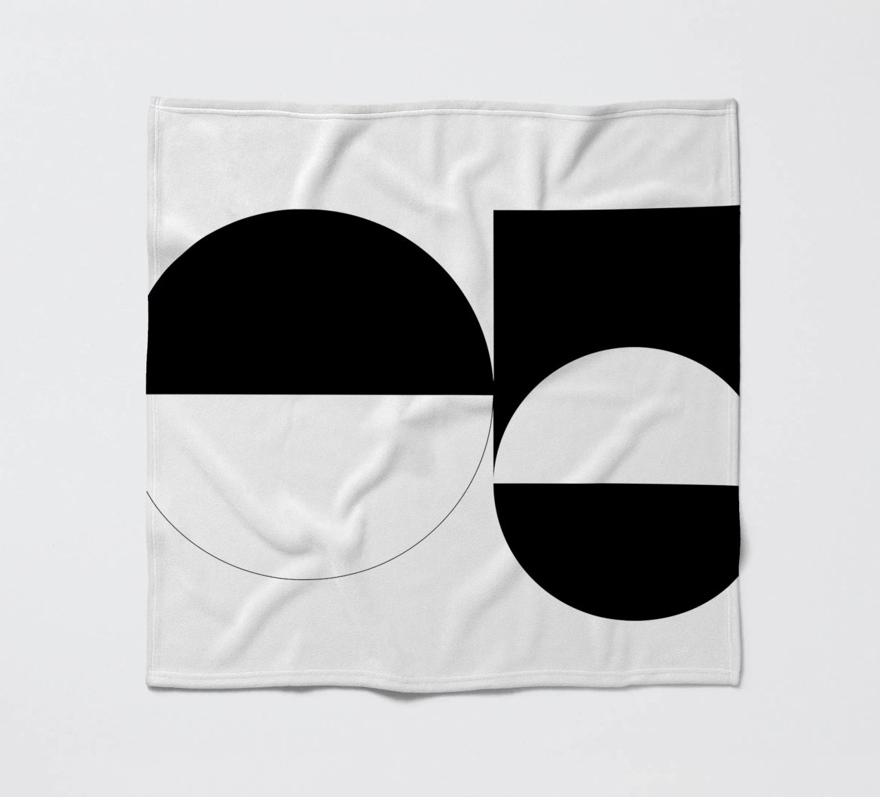 Bianco e nero 03 coperta in pile da KHouse Studio