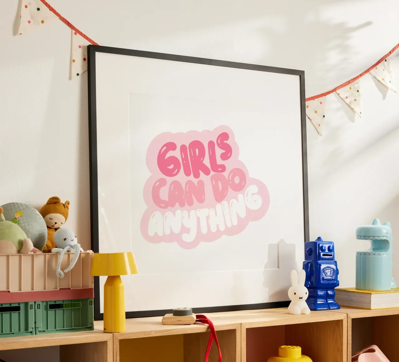 Le ragazze possono fare tutto, Citazione femminista poster con telaio in legno da pdigitalprints