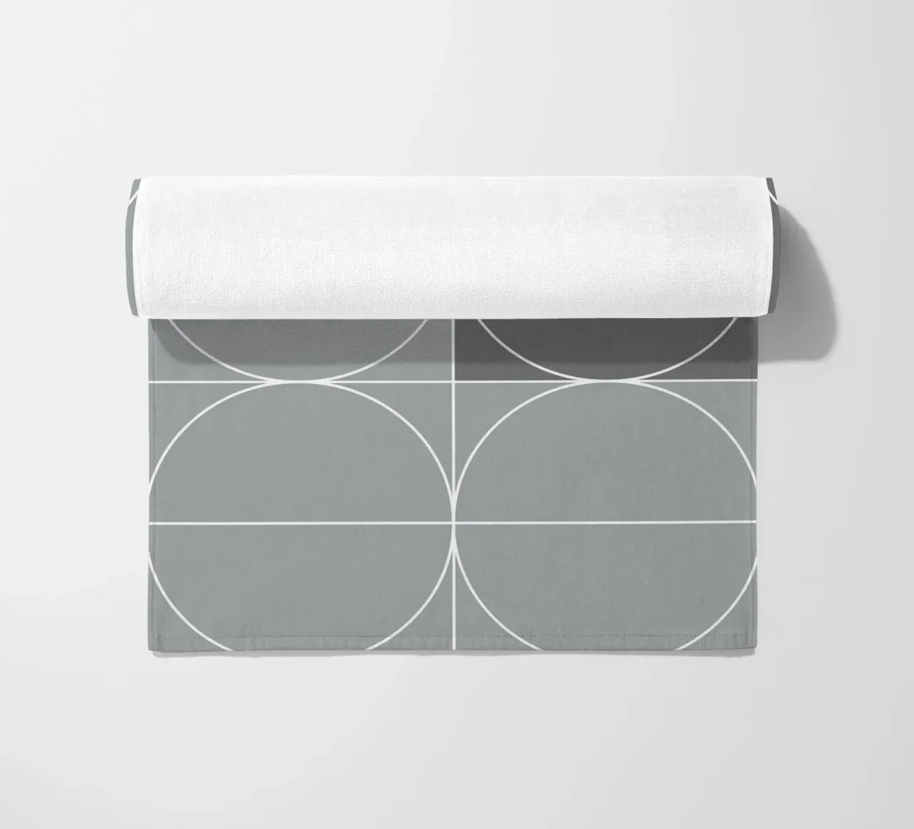 Grigio telo mare da KHouse Studio