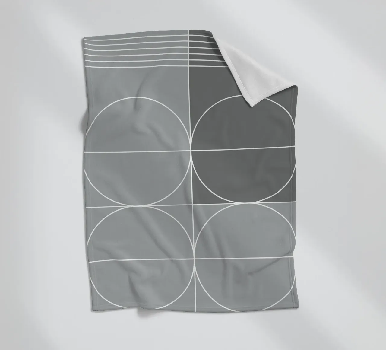 Grigio coperta in pile da KHouse Studio