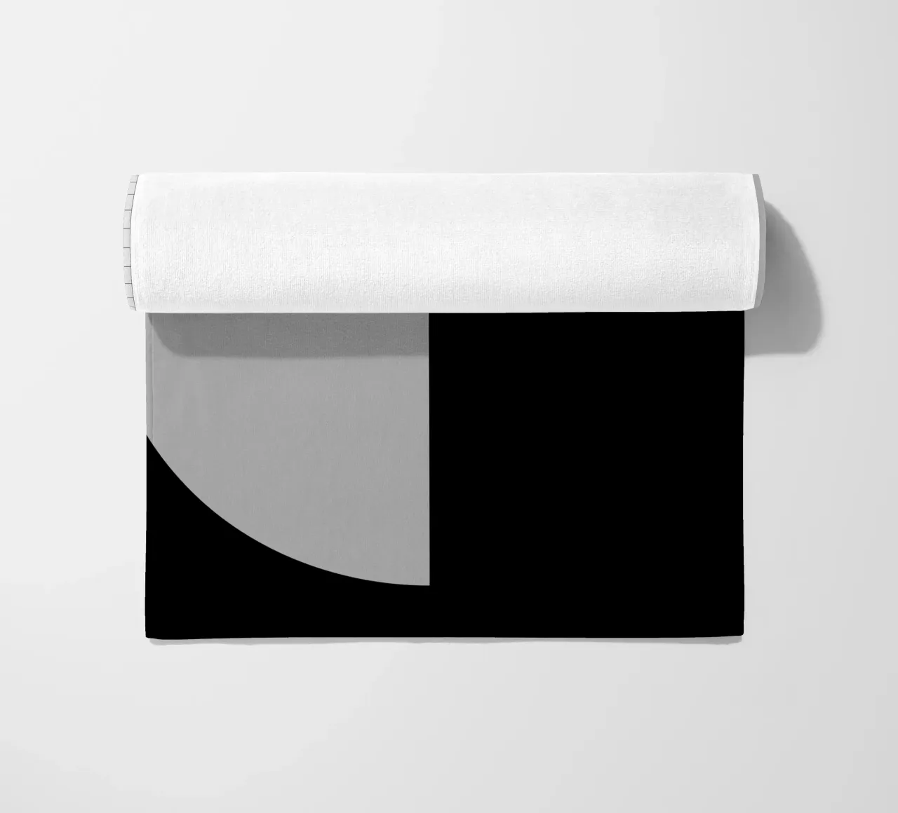 Bianco e nero astratto telo mare da KHouse Studio