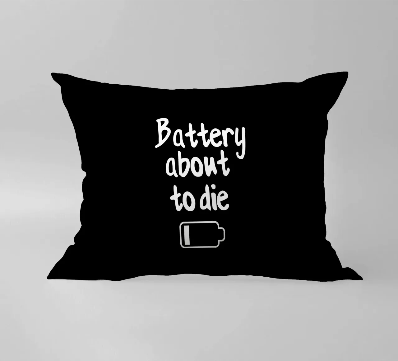 Battery about to die cuscino da happieeagle