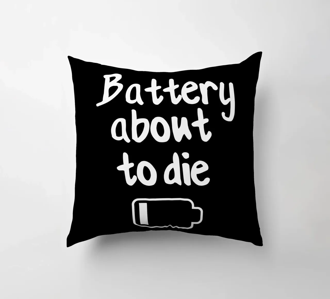 Battery about to die cuscino da happieeagle
