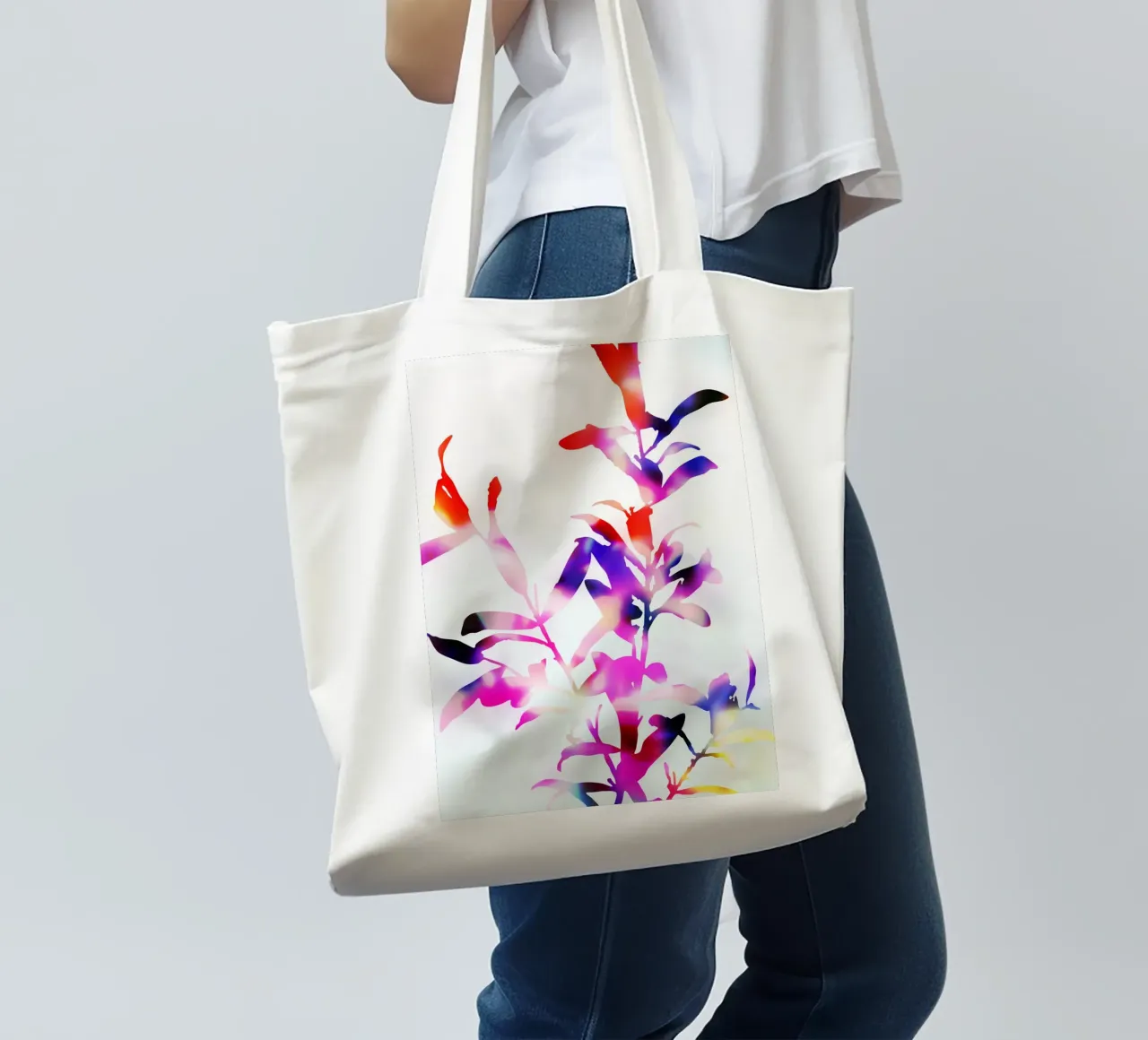 Florescence Viola tote bag by amini54