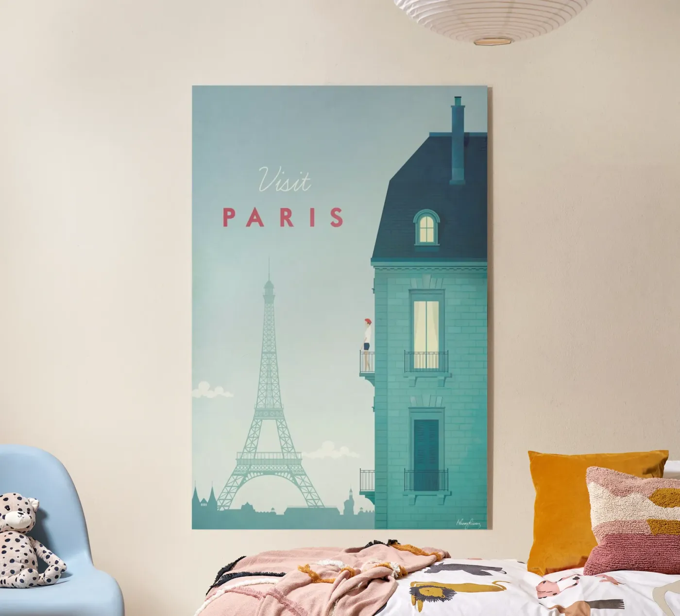 Paris plexiglass da Long Way Home