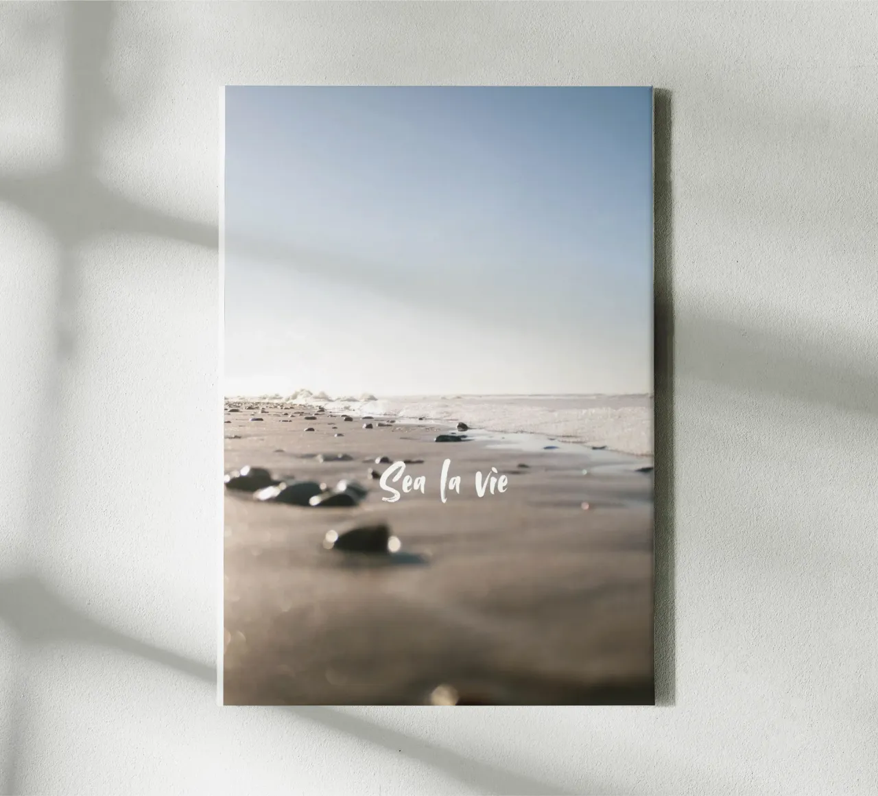 Sea La Vie tela con Cornice a cassetta da The Wild Creative Studio