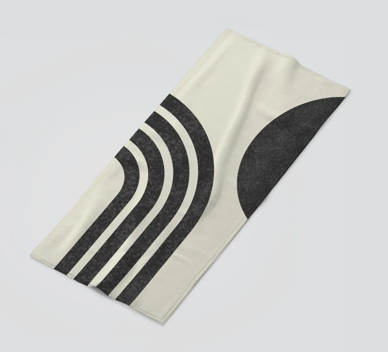 Sole e arcobaleno in bianco e nero di metà secolo telo mare da MoonlightPrint