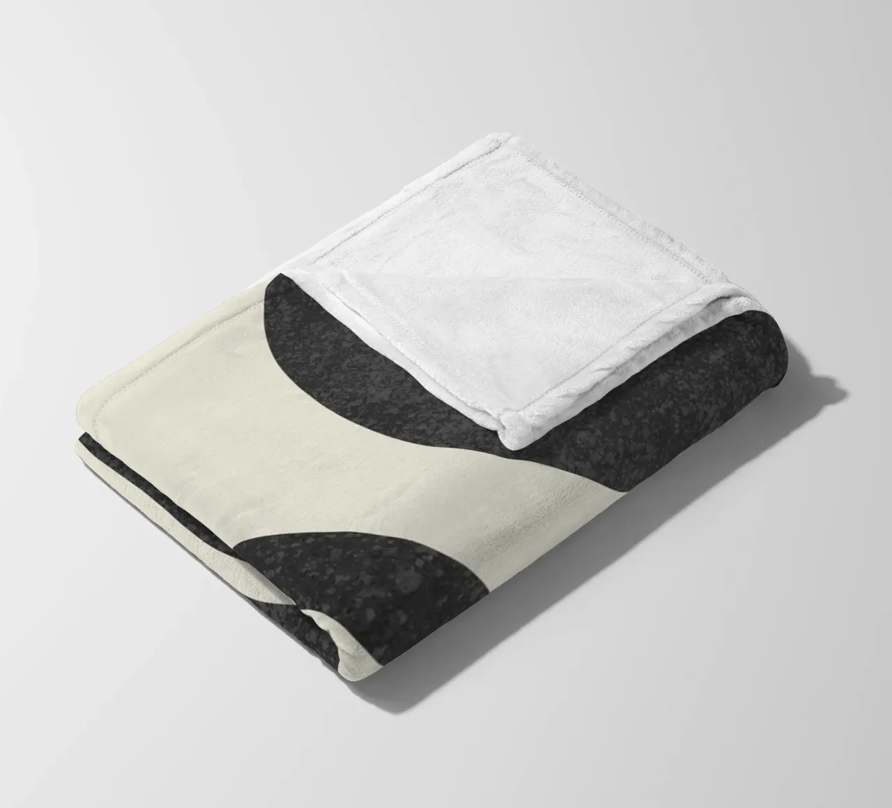 Sole e arcobaleno in bianco e nero di metà secolo coperta in pile da MoonlightPrint