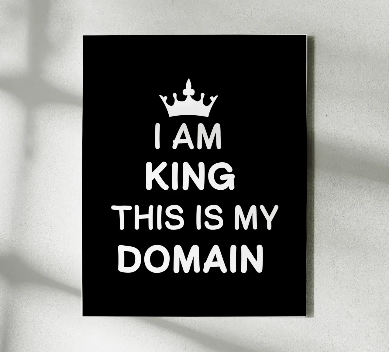 I am king. This is my domain tela con Cornice a cassetta da happieeagle