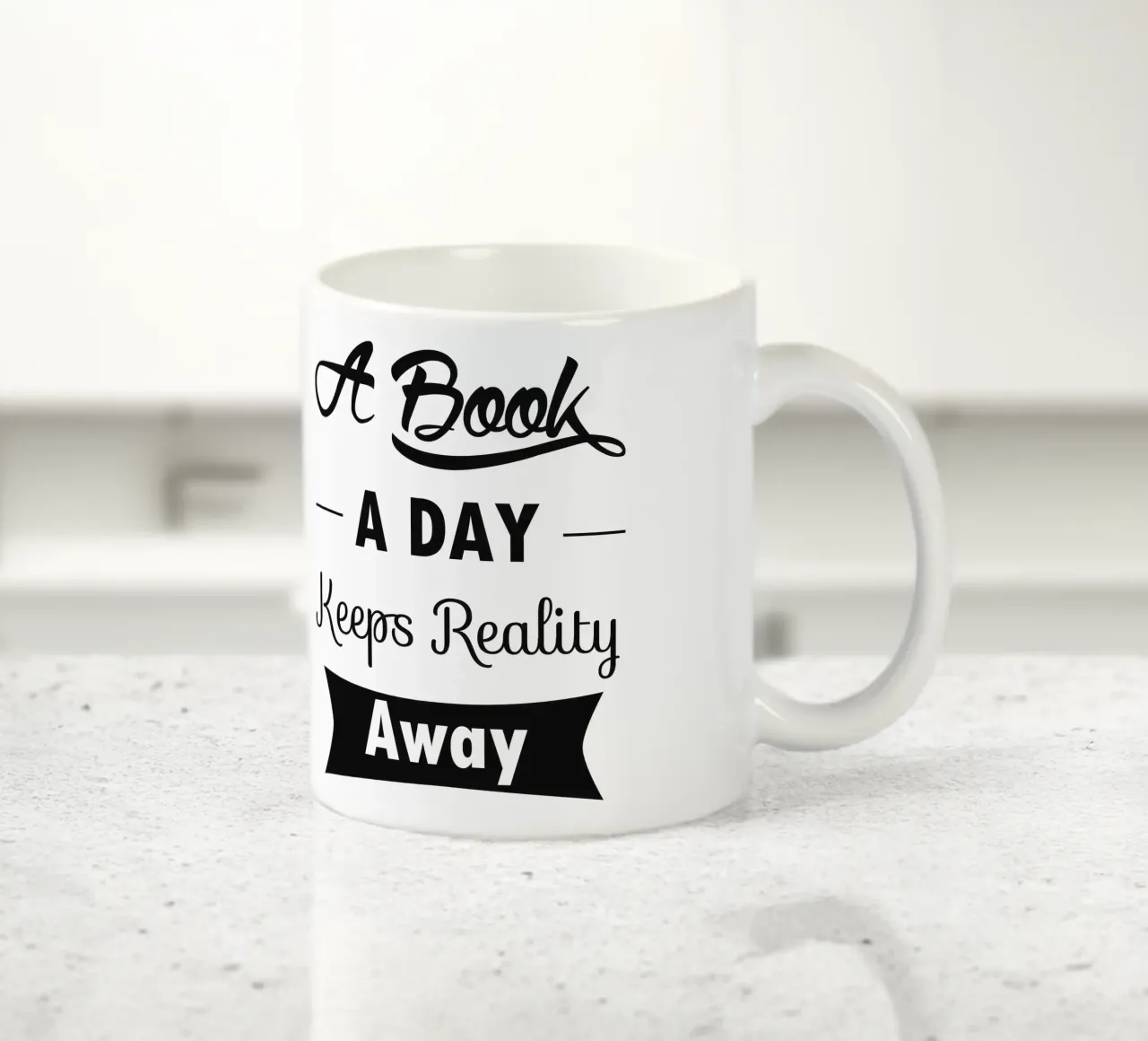 A Book A Day tazza in ceramica da IndigoBird