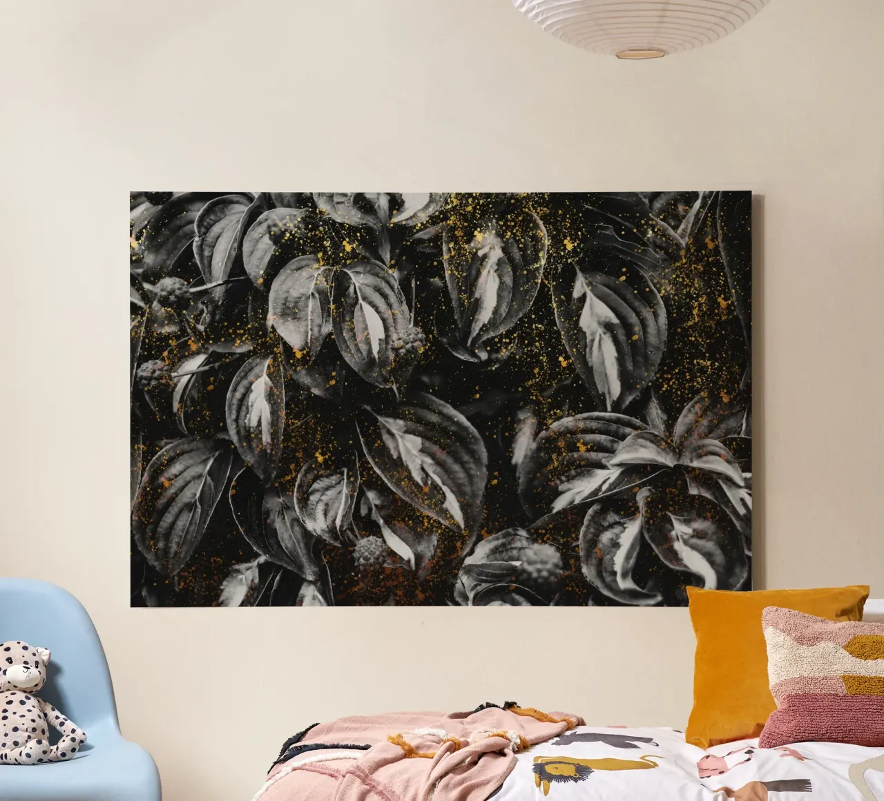 Black Leaves and Gold tela con Cornice a cassetta da IndigoBird
