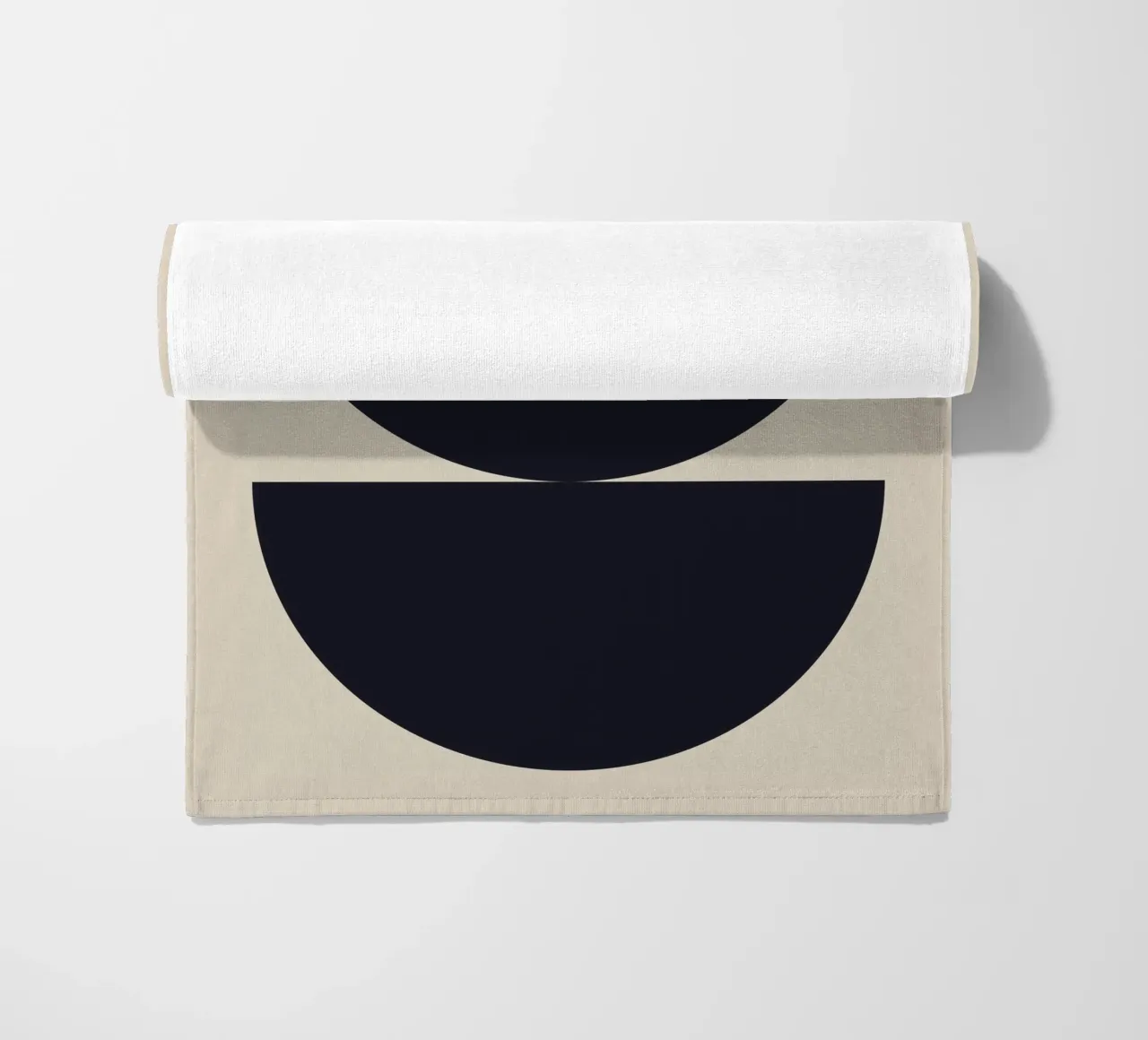 Abstrait Boho mid century Motif 13 serviette de plage de Paigaam Studio
