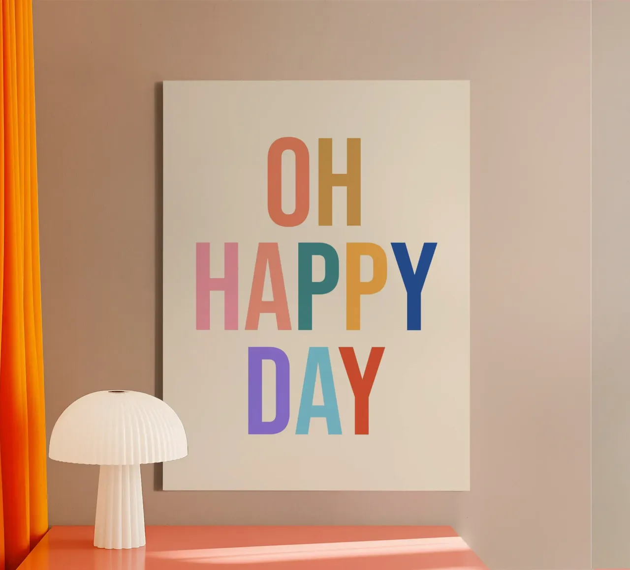 Zitat Happy Day Leinwand mit Schattenfugenrahmen von Paigaam Studio