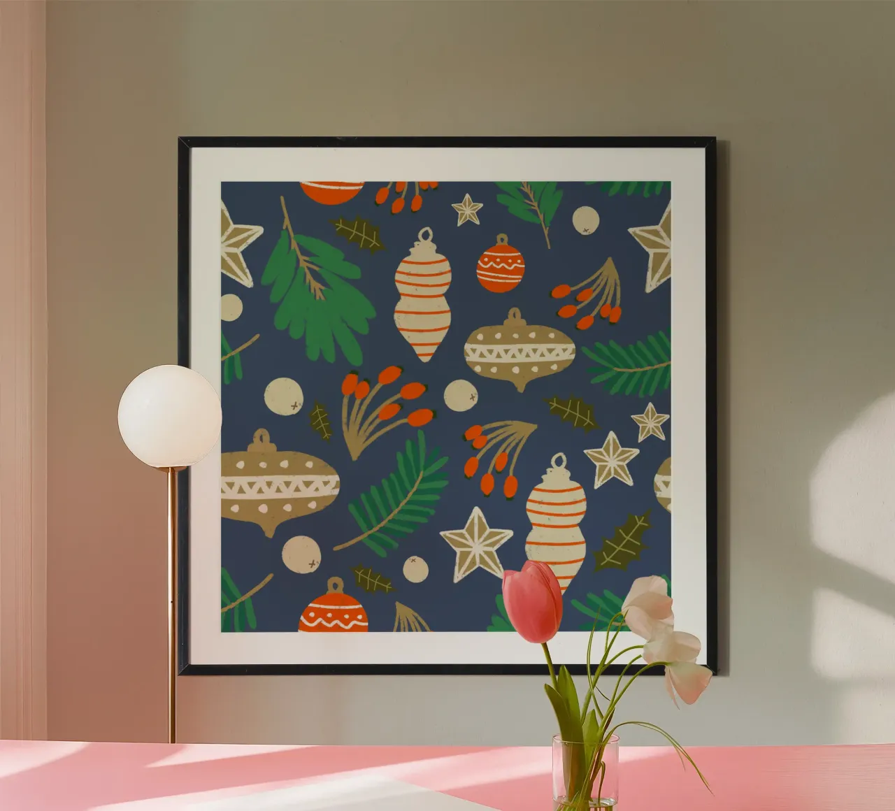 Baubles natalizi e fogliame invernale blu poster con telaio in legno da susanacosta