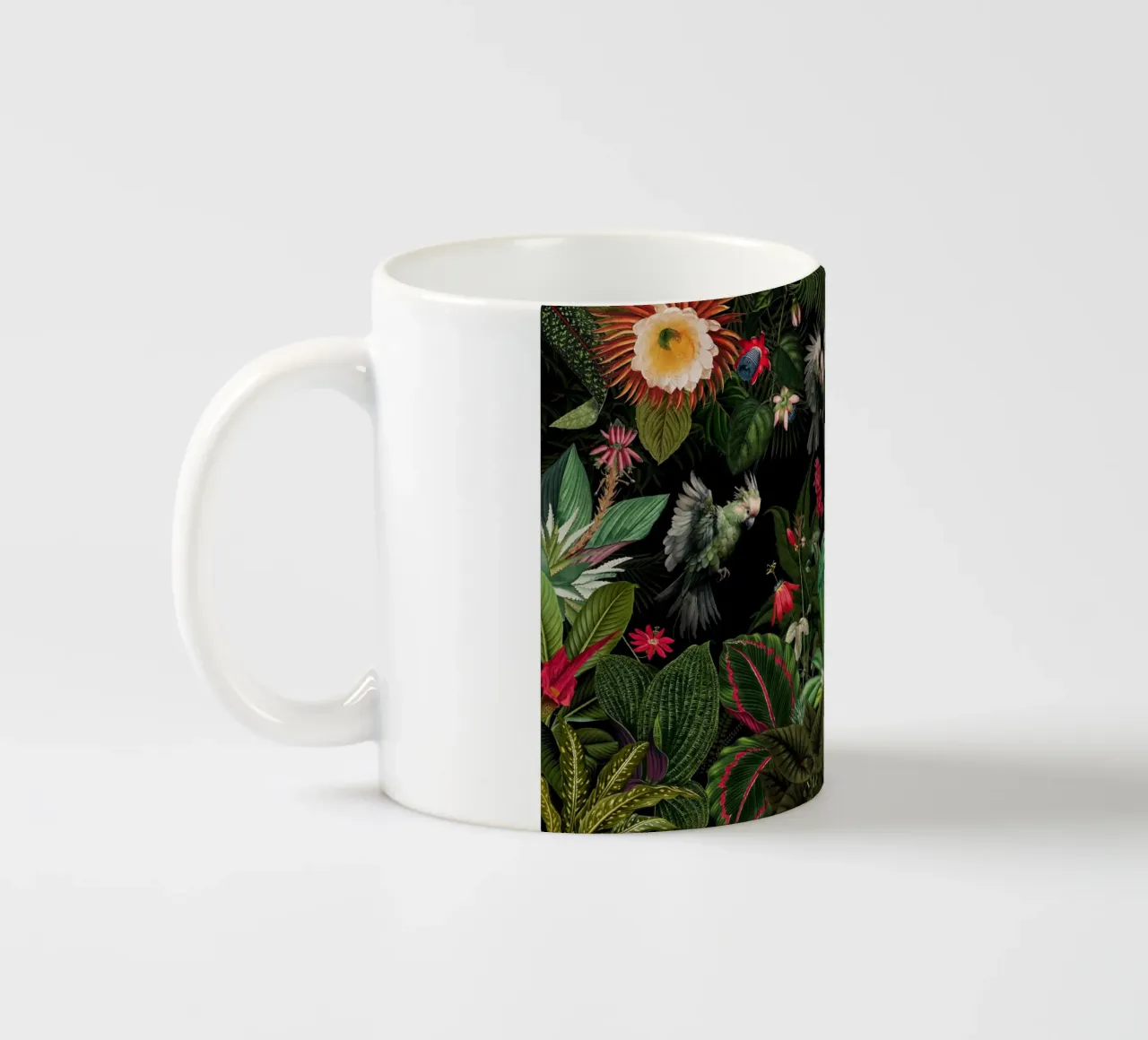 Giungla tropicale vintage di mezzanotte con uccelli esotici tazza in ceramica da Vintage World - Uta Naumann