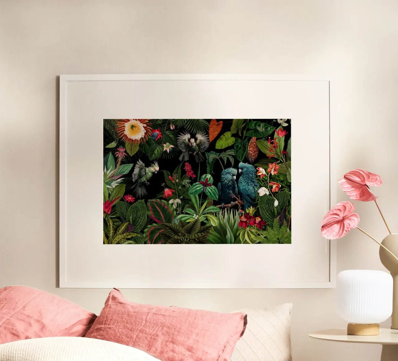 Giungla tropicale vintage di mezzanotte con uccelli esotici poster con telaio in plastica da Vintage World - Uta Naumann