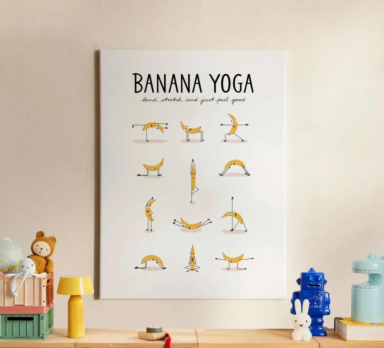 Banana Yoga | Lustiger witziger Kunstdruck für Yoga Fans Leinwand mit Schattenfugenrahmen von Kathrin Woo Design