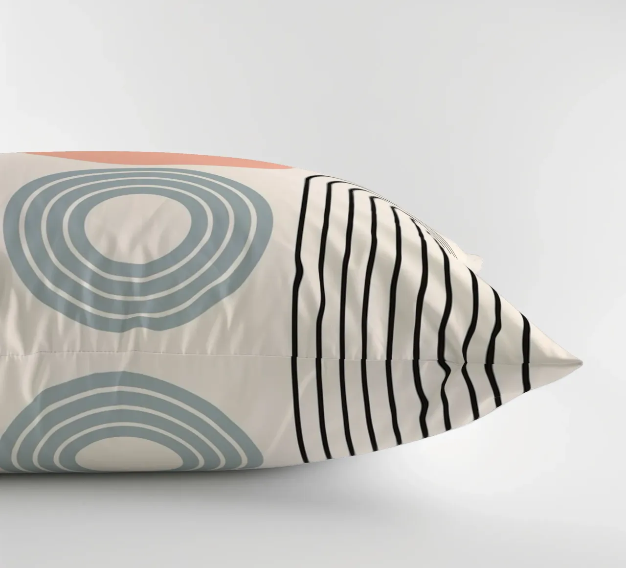 Balanced geometric shapes with circle cuscino da LisaArtes